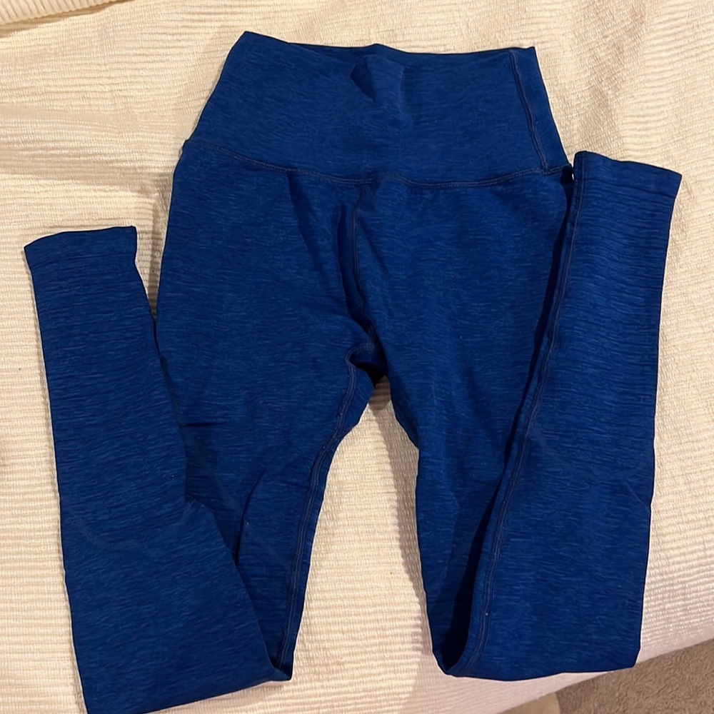 Beautiful blue Alphalete size S leggings